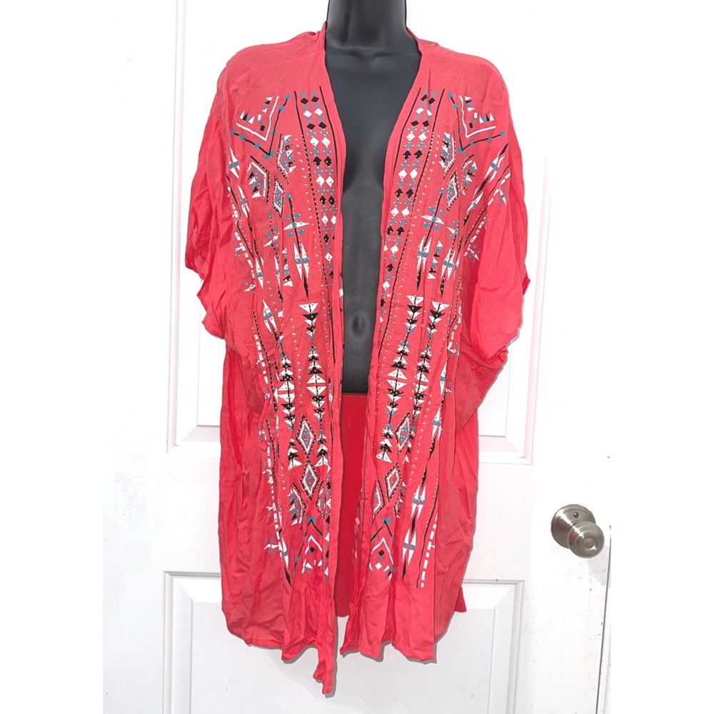 Vocal Pink Embellished Rhinestone Short Sleeve Kimono Shawl